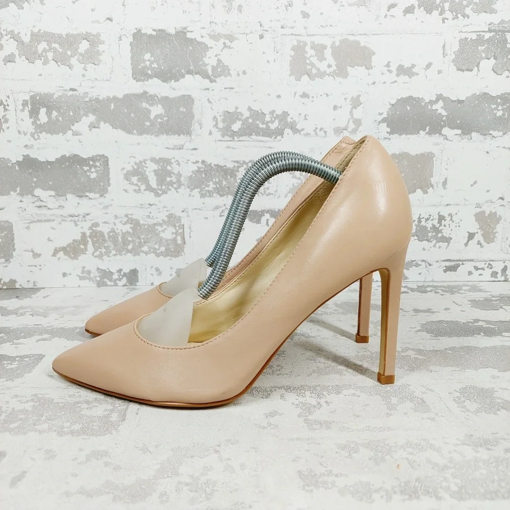Nine West Ezra Tan Slip On Pointy Toe Business Casual Pumps A396